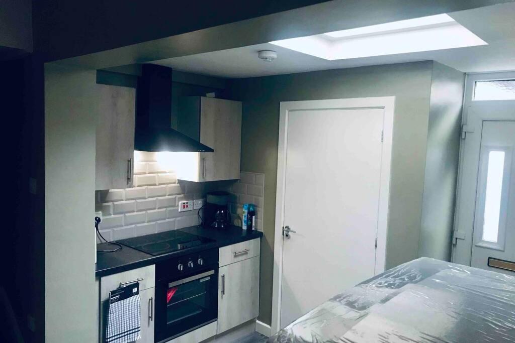 Eson House Apartment ลิเวอร์พูล ภายนอก รูปภาพ